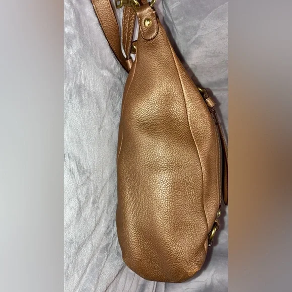 Coach Alexandria Metallic Copper Pebbled Leather Extra Large Two Way Tote - Picture 4 of 10